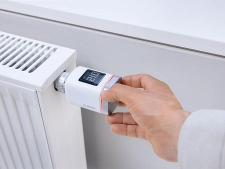 Bosch Smart Home Termostat grzejnikowy II +M Matter inteligentna głowica