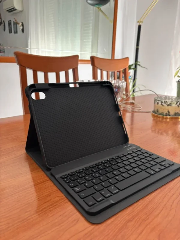 Etui z klawiaturą Bluetooth 5.0 do tabletu 11 cali zielone USB-C