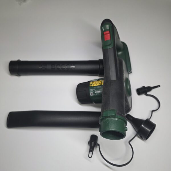 Bosch UniversalLeafBlower 18V-130 - akumulatorowa dmuchawa do liści